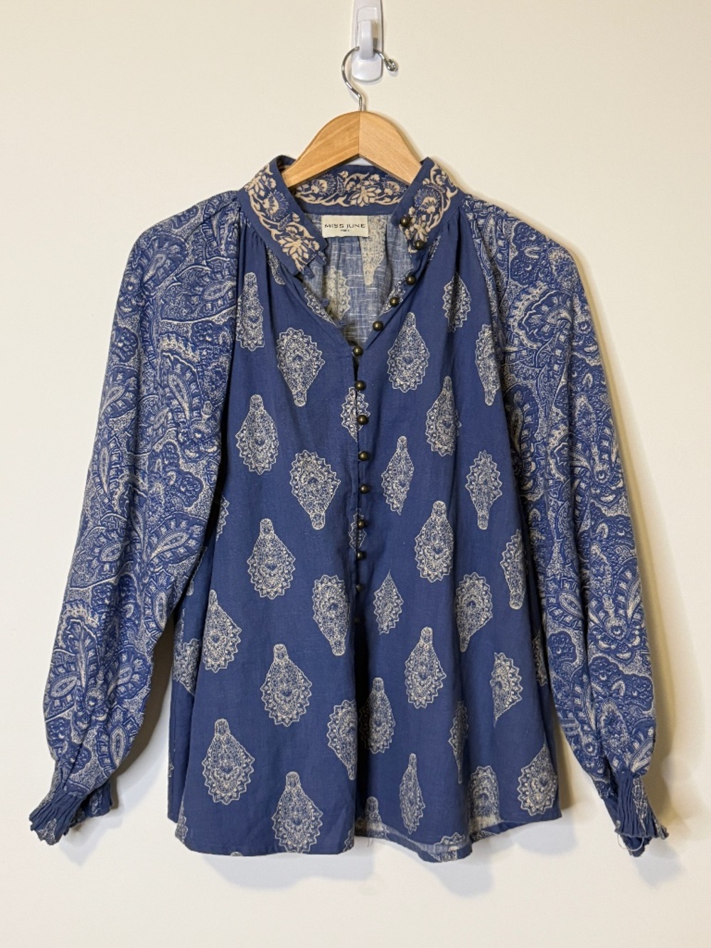 Miss June Paris Blue Paisley Medallion Boho Blouse-Size M/L